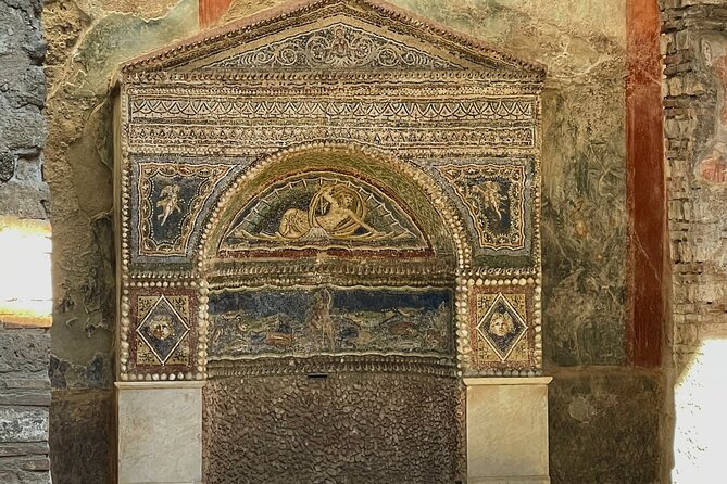 2.5-Hour Guided Tour of Pompeii with an Archaeologist - The Archaeologist Guide: Why Small-Group Matters in Pompeii