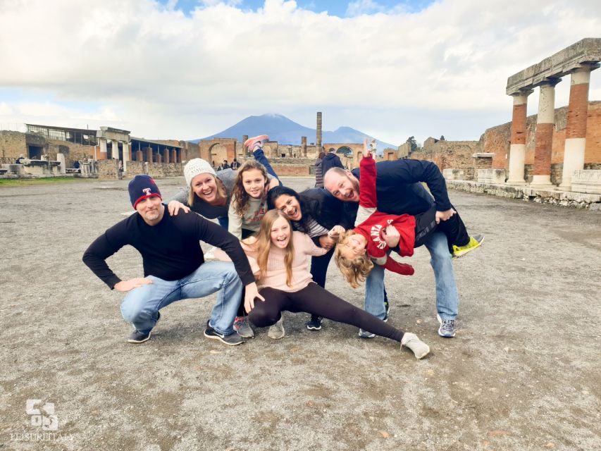 2-Hour Private Walking Tour of Pompeii - Meeting at Café Hortus Pompeii, then straight into the ruins