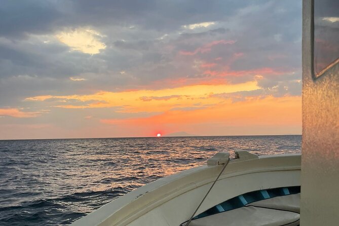 2-Hour Sorrento Coast Sunset Cruise with Dinner Experience - Weather and rescheduling: how to handle the one variable