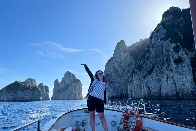 2 Hours Guided Sunset Tour of the Island of Capri with Aperitif - Price and Value: Why $469.60 Per Group Can Work