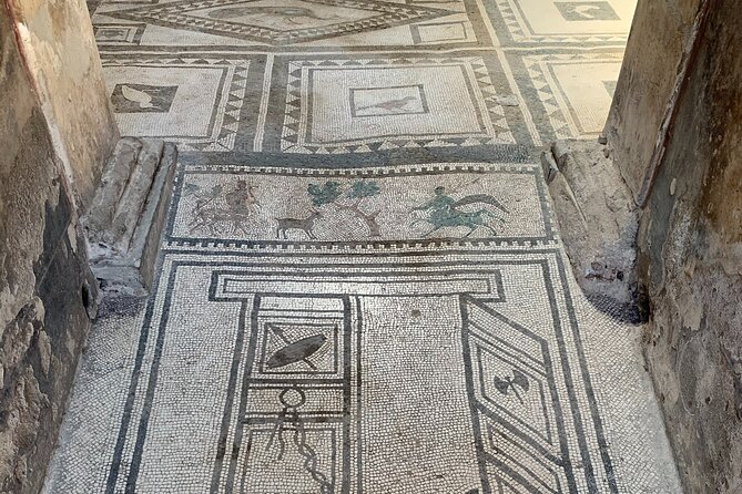 2 Hours Private Tour of Pompeii for Journey Through Time - Price and value: what $216.27 per group really buys
