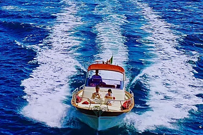 3-hour private boat tour of the island of Capri - Where You Meet, How the Day Starts, and What to Watch For