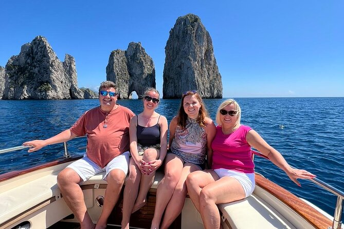 3 Hours Private Boat Tour of Capri with Pasta and Prosecco - Food and drinks: pasta lunch plus limoncello and Prosecco, with a few caveats