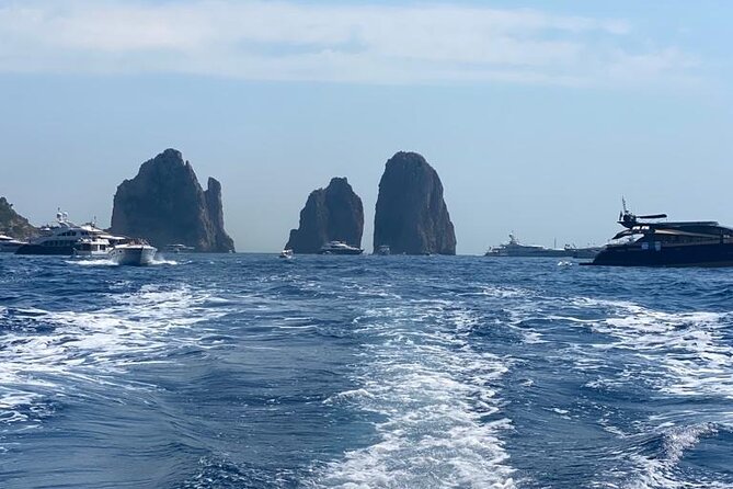 3 Hours Private Boat Tour of Capri with Pasta and Prosecco - Stop 1: White Grotta, where the photos are the point