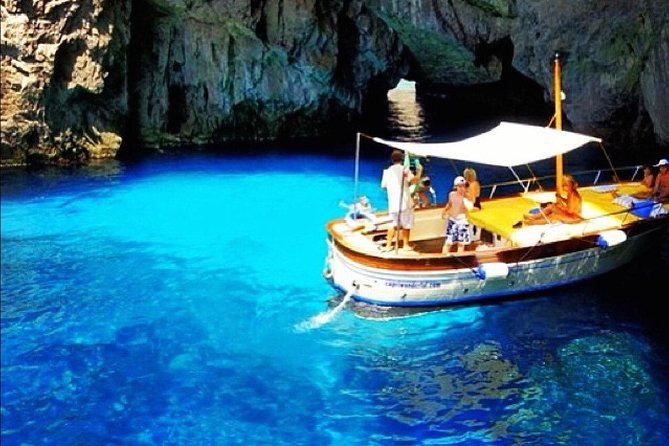 4 Hour Boat Tour To Discover Capri - Key highlights to look for on this Capri tour