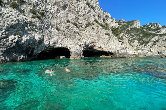 4 Hour Private Boat Tour of Capri - How Long You Spend at Each Stop (And Why It Matters)