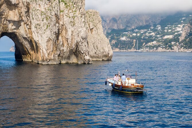 4 Hours Private Boat Tour of Capri - Value and comfort: snacks, drinks, and the calm factor
