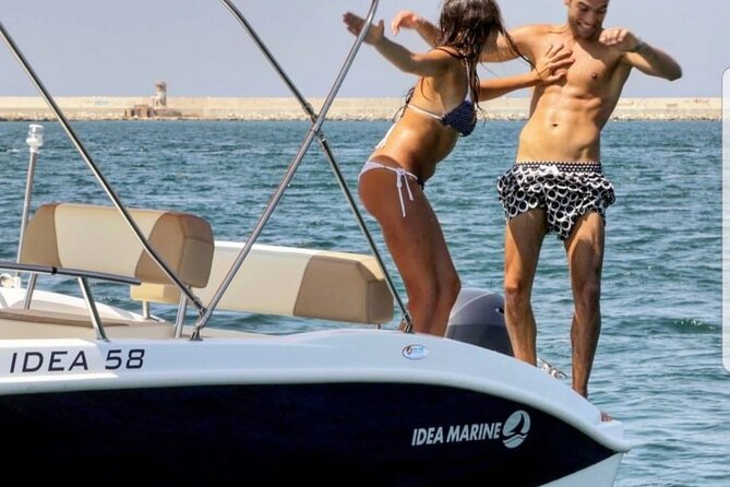 Amalfi Coast Boat Rental: Explore, Swim, and Relax at Your Pace - Li Galli and Capri Area Sights: Where the Water Does the Talking