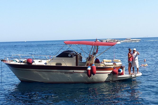 Amalfi Coast Boat Tour from Sorrento with Positano Visit - A max 12 passenger boat: what that means on the water