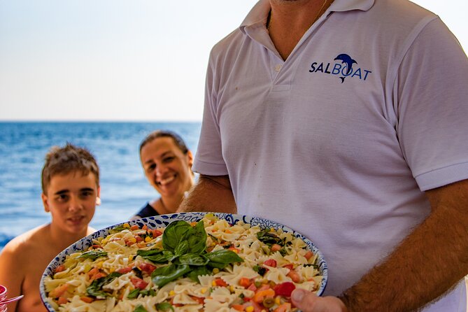 Amalfi Coast Escape with Lunch on Board, Swimming and Lots of Fun - Your day on the clock: 7:45 start and an 8-hour rhythm