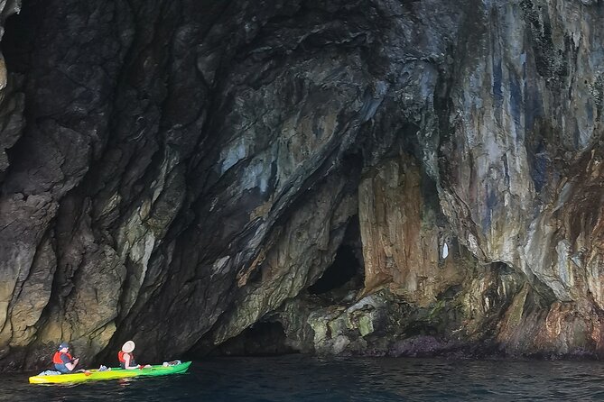 Amalfi Coast Kayak & Snorkeling Tour to the Pandora's Cave - Getting Oriented in Minori, then Heading Toward Maiori’s Coast