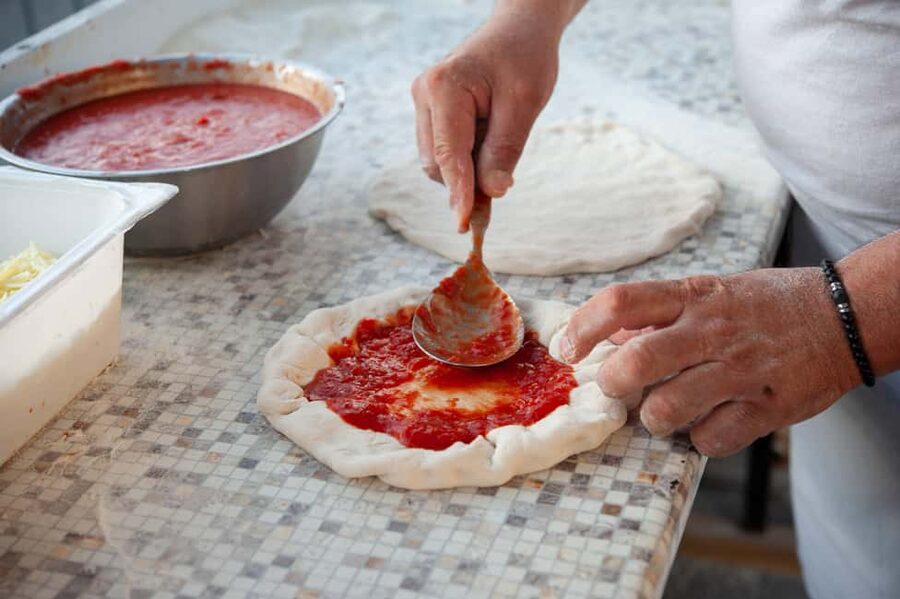 Amalfi Coast: Pizza & Mozzarella Class with Farmhouse visit - Neapolitan pizza lesson with Silvio and hands-on dough coaching