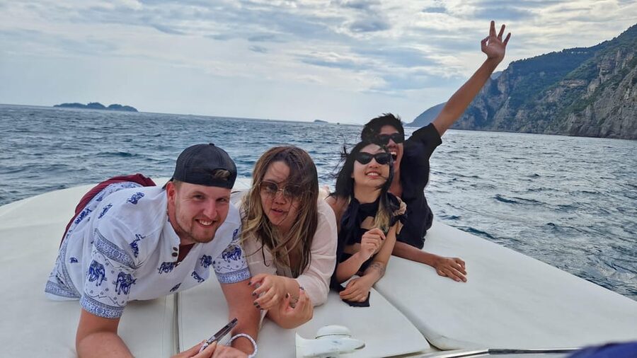 Amalfi Coast Premium Boat Tour from Sorrento - Positano by sea: arrival time and what free time is for
