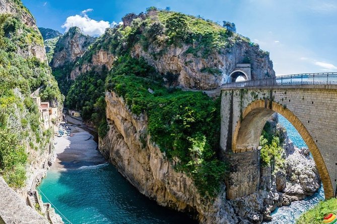 Amalfi Coast Private Day Tour from Sorrento - Why this private Amalfi Coast day works (even when the roads don’t cooperate)