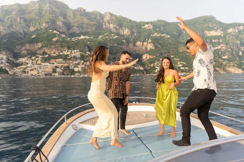 Amalfi Coast Private Sunset Cruise - Getting to the Dock, Meeting Points That Are Easy to Find
