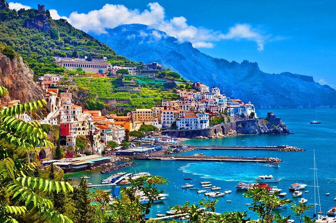 Amalfi Coast private tour - Sorrento Coast Stop: Bay Views With Capri and Vesuvius in Frame