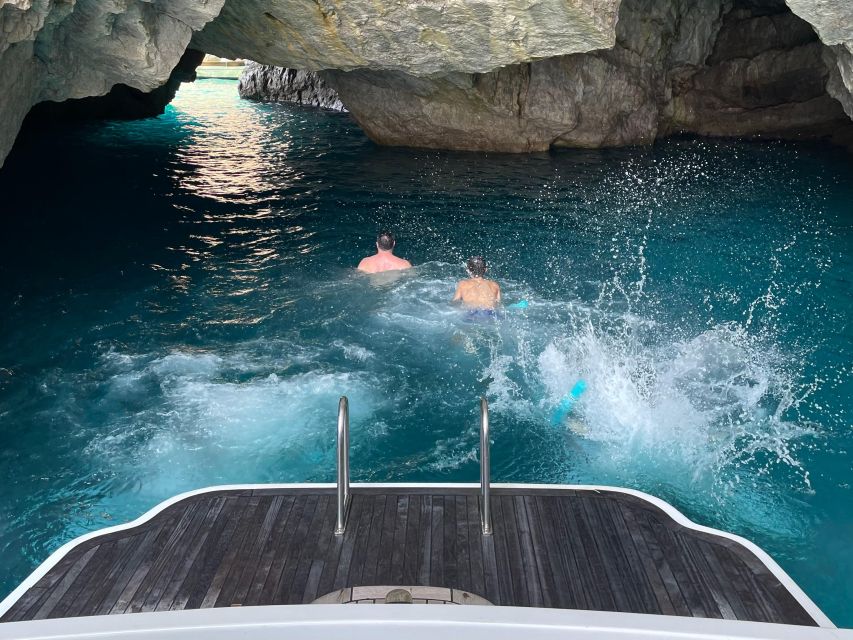 Amalfi Coast: Scenic Boat Private Tour with Aperitif - Aperitif on deck: snacks, Prosecco, and limoncello with the scenery