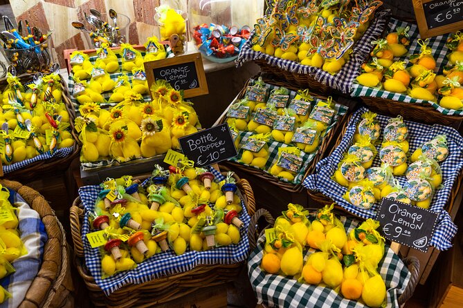 Amalfi Coast Sightseeing Bus Tour from Pompeii - Stop 1: Amalfi for 80 Minutes, Duomo Views, and Shop Time