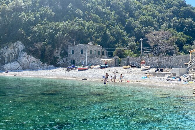 Amalfi Coast Small Group Day Boat Tour with Limoncello Onboard - Beach Club Stop for Fornillo: Legs, Shade, and a Breather