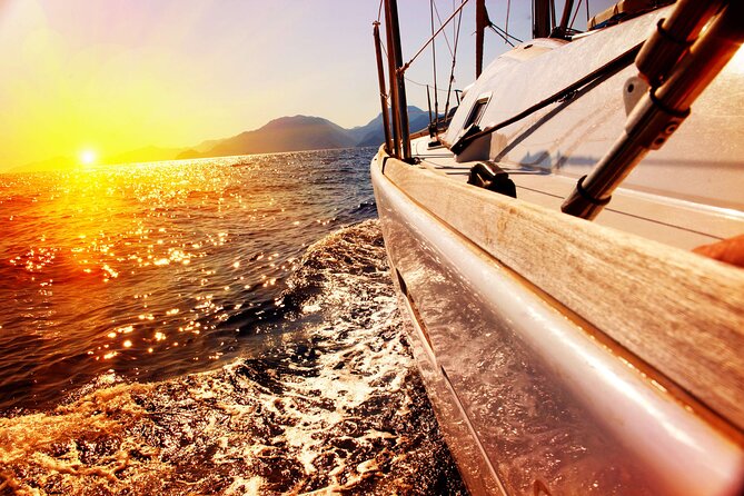 Amalfi Coast: Sunset Boat Tour with Fruit & Drinks | Small Group - Drinks, fruit, and that easy Italian party energy
