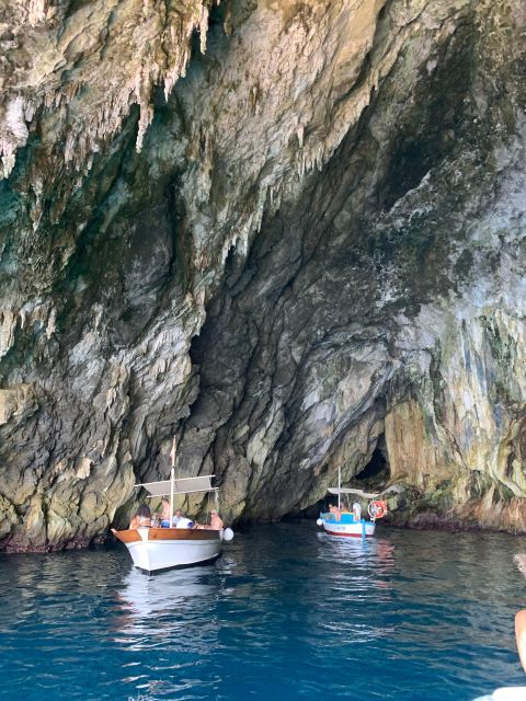 Amalfi coast tour with skipper from Salerno to Positano - Maiori swimming hour and the coast’s water-level details