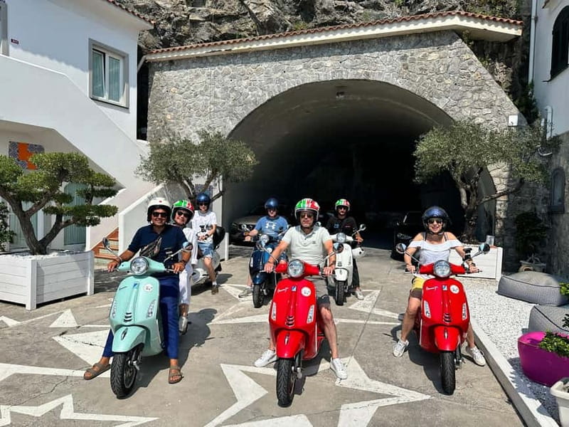 Amalfi Coast: Vespa Tour of Amalfi, Ravello, and Positano - Ravello on foot: Villa gardens and big-view streets