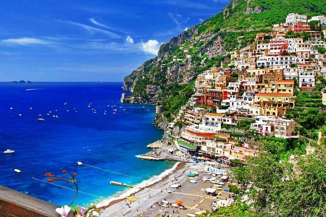Amalfi Coast with stop at Emerald Grotto - The team experience: Veronica, Vito, and a pace that can flex