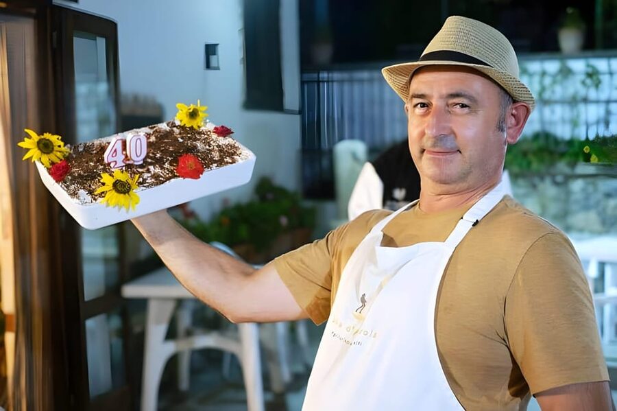 Amalfi: Make tagliatelle, mozzarella and tiramisù - Making fresh tagliatelle with garden ingredients