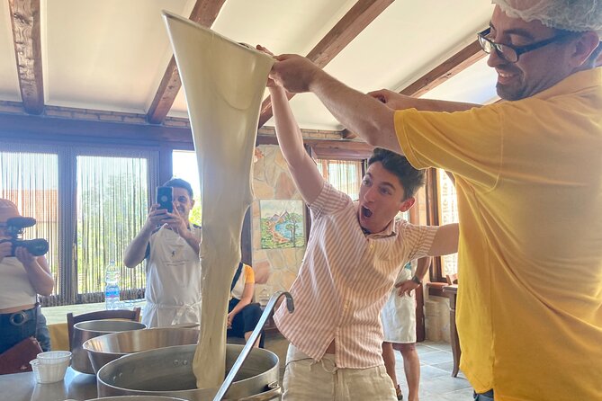 Amalfi: pasta fresca, mozzarella e tiramisù - A Panoramic Farm Class That Feels Off the Usual Route