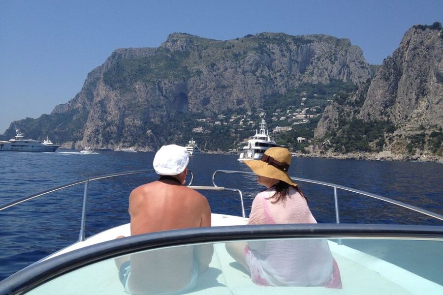 Amalfi: Private Full-Day Boat Excursion on the Amalfi Coast - Snorkeling at Li Galli and the on-board comfort layer