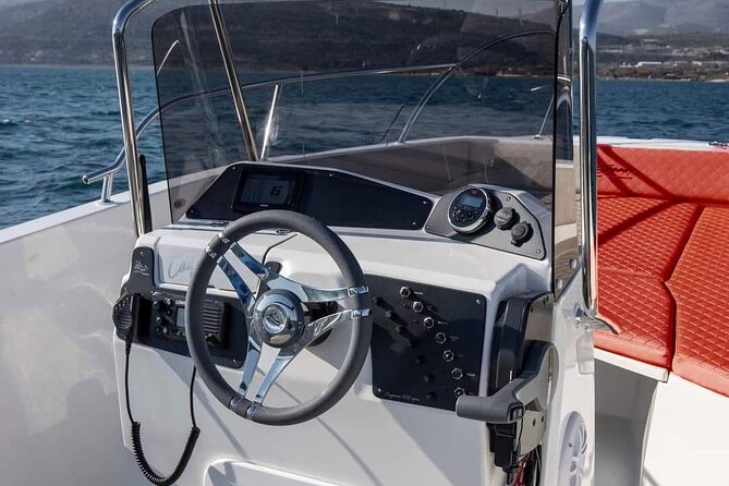 Amalfitan coast boat rent no license or with professional skipper - License-free or skipper day on the Amalfi Coast, what you are really choosing