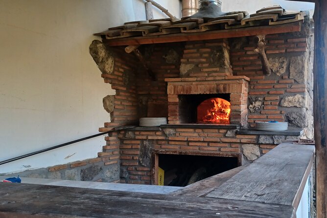 Authentic Farm Tour with Pizza, Cheese, Wine & Limoncello Tasting - Olive Oil Tasting in the Right Place