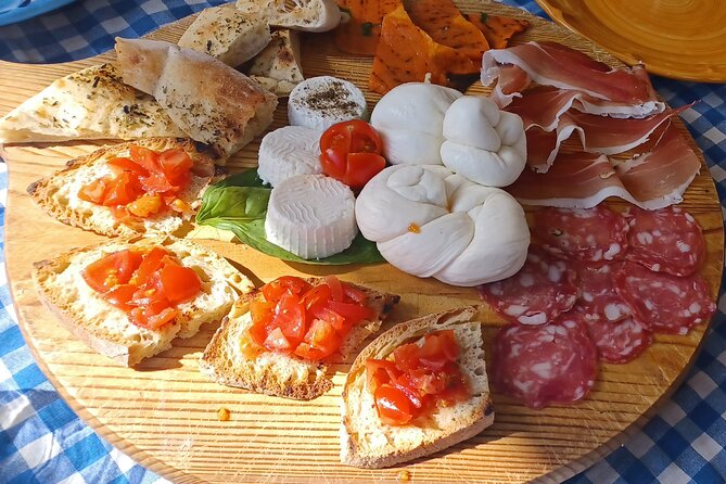 Authentic Farm Tour with Pizza, Cheese, Wine & Limoncello Tasting - Pizza School: Making Your Own Pizza Like a Local