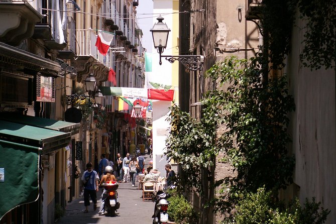 Beauty and History Tour: Positano, Sorrento, Pompeii (FullDay 8h) - Should you book this Naples to Positano, Sorrento, Pompeii tour?