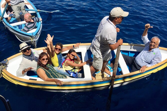 Blue Grotto Experience and Walking - When the cave is closed: the pivot to a boat tour