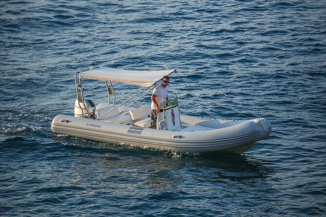 Boat rental from Marina Grande di Sorrento - Anchoring and driving: what you should know before you feel nervous