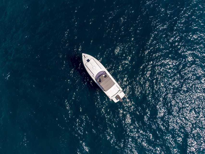 Boat tour Amalfi Coast - Capri - Positano - Sunset - The cruise vibe: Furore Fjord and Positano from sea level