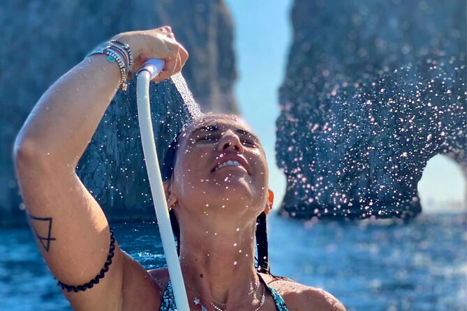 Boat Tour in Capri Italy - The human part: guides who make the day smoother