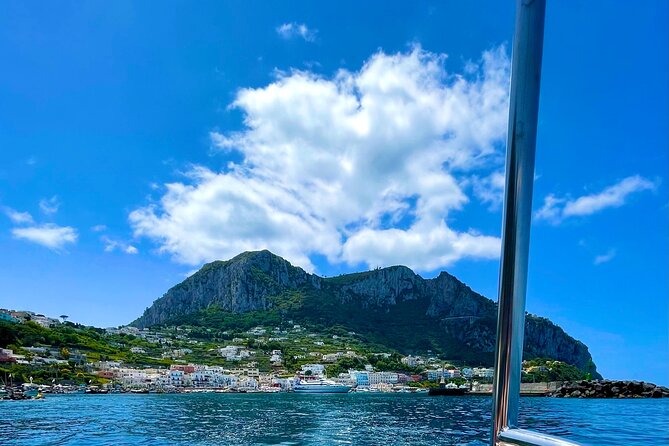 Boat Tour in Capri Italy - What the snacks and drinks add to the value