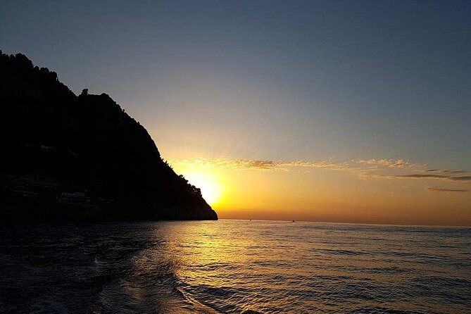 Boat tour of Capri (tour classes 2 hours ) - Villa Malaparte and the Faraglioni Rock Formations From Sea Level