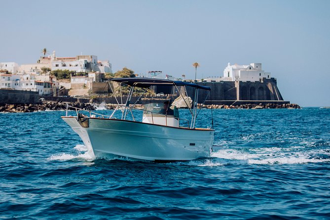 Boat tour of the island of Ischia with goiter 7.50 meters - What the route feels like, starting and ending by the port