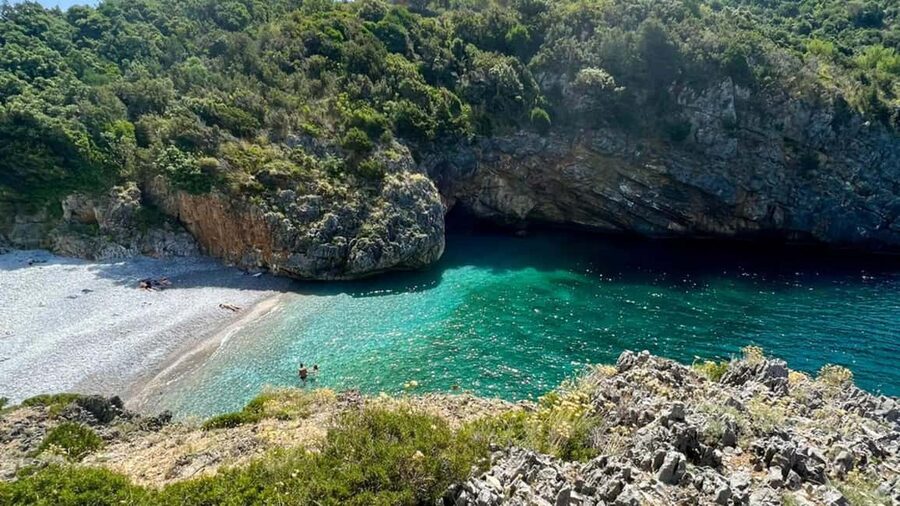 Camerota: boat tour exploring Baia Infreschi - Baia Infreschi Marine Protected Area: sea caves and real swimming time
