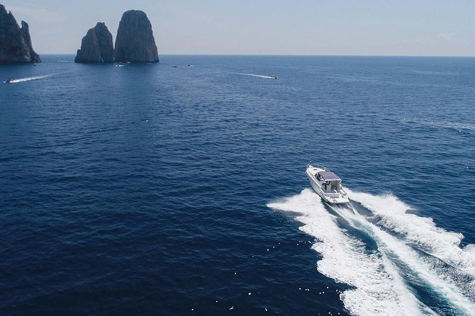 Capri and amalfi coast private boat day - Capri by boat: caves and icons you can spot from the water