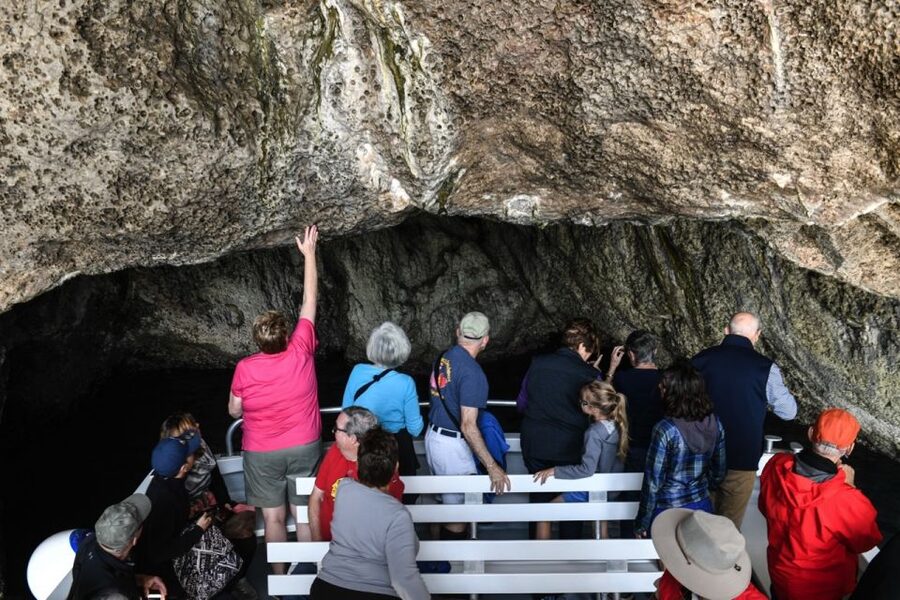 Capri and Anacapri: Sea and City Sightseeing Tour - Meeting points and timing, the part people underestimate