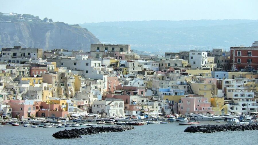 Capri and Anacapri Walking Tour from Sorrento - The hydrofoil ride to Capri: time-saving first move
