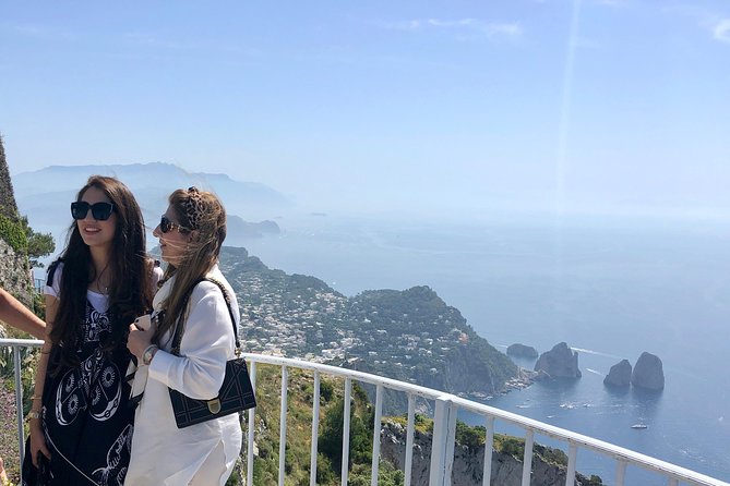 Capri and Anacapri with Local Guide - Capri Town: Piazzetta, Augustus Gardens, and the Heartbeat of Capri