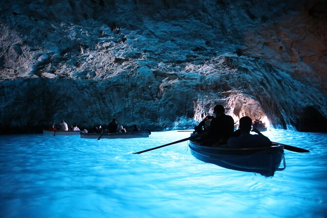 Capri and Blue Grotto Small Group Boat Tour - Capri Caves and Blue Grotto in One Day (From Positano)