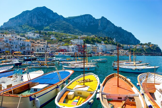 Capri Boat and Walking - Capri town and the Piazzetta effect: browse, pause, repeat