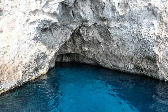 Capri Boat & Land Tour from Sorrento with Limoncello Tasting - Setting Off From Sorrento, and Why the Meeting Point Matters
