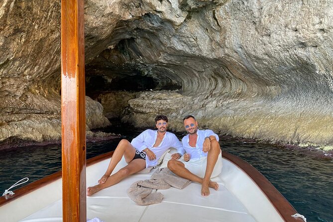 Capri Boat Tour: Grottoes, Swim & Sip Limoncello in a Small Group - Limoncello, Snacks, and Drinks: The On-Board Break You Don’t Want to Miss